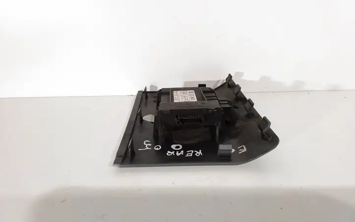 BMW 7 E65 E66 (2001 - 2008)  577621 Другие блоки управления / модули