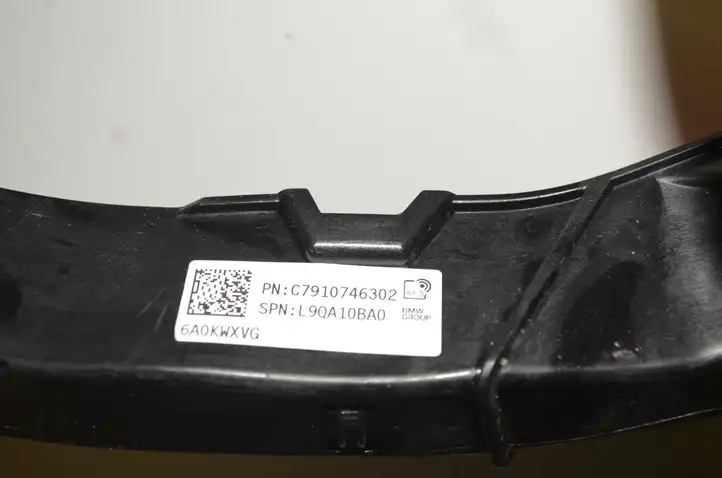 BMW 3 G20 G21 (2019 - ) 6991143 Плюсовой провод аккумулятора — фото 3