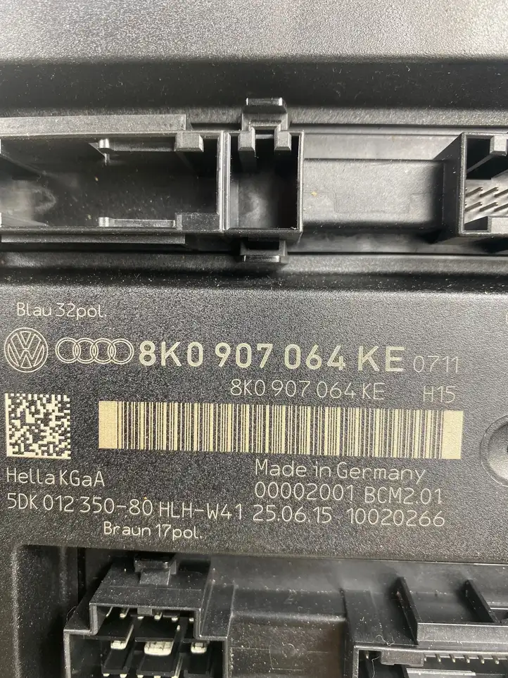 Audi A5 8T 8F (2011 - 2016) 8K0907064KE Модуль комфорта — фото 3