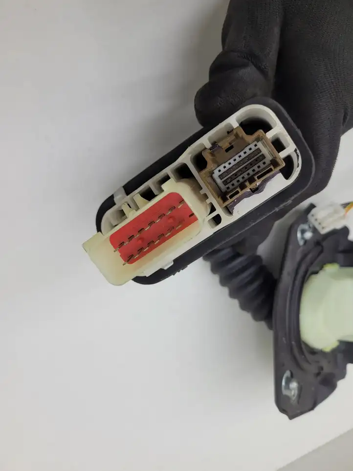 Jeep Grand Cherokee (2010 - 2021) 71844232 Проводка передней двери — фото 7