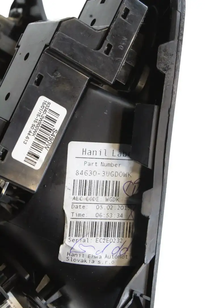 Kia Sportage (2014 - 2016) 846303UGD0 Блок кнопок на панели — фото 6