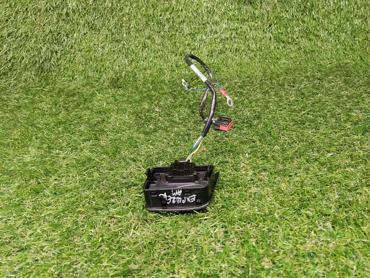 Ford Explorer (2005 - 2010)  6L2T9E770CCW Кнопки рулевого колеса