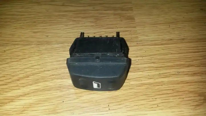 Citroen Xsara Picasso (1999 - 2012)   Кнопка стеклоподъемников