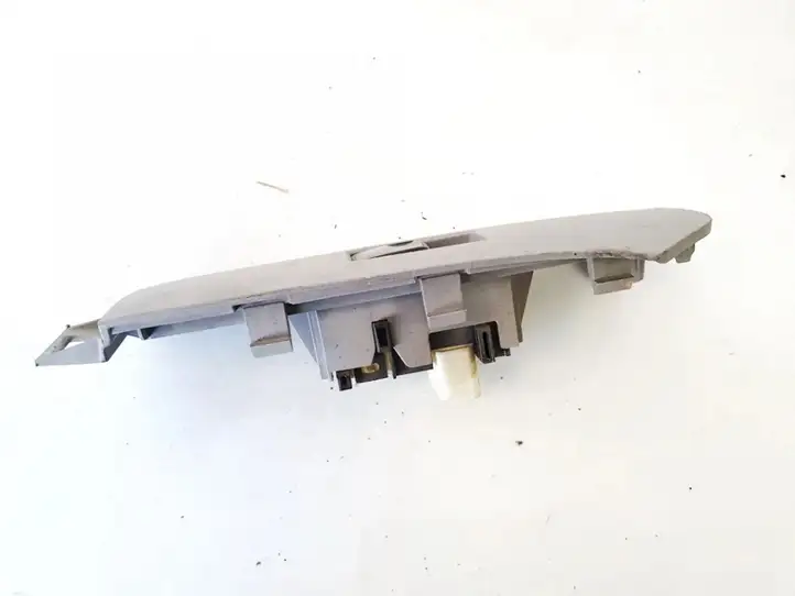 Toyota Yaris (2005 - 2009) 742310d090 Блок кнопок стеклоподъемников — фото 2