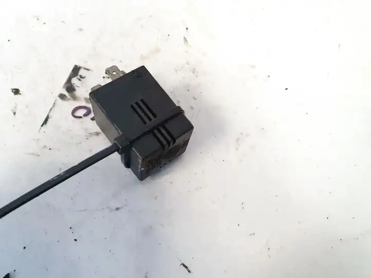 Alfa Romeo 147 (2000 - 2004) a13112v Другое реле — фото 3