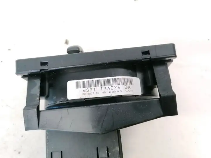 Ford Mondeo Mk III (2000 - 2007) 4S7T13A024BA Включатель фонарей — фото 3
