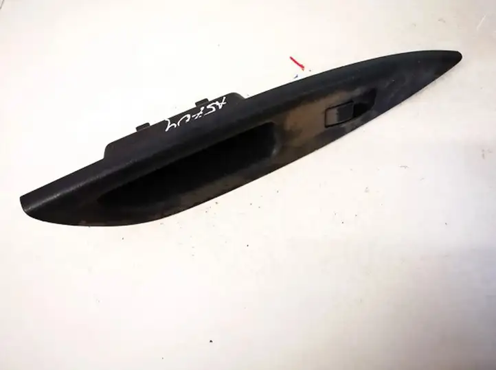 Mazda 6 (2002 - 2005) gj6a685l1 Кнопка стеклоподъемников — фото 1