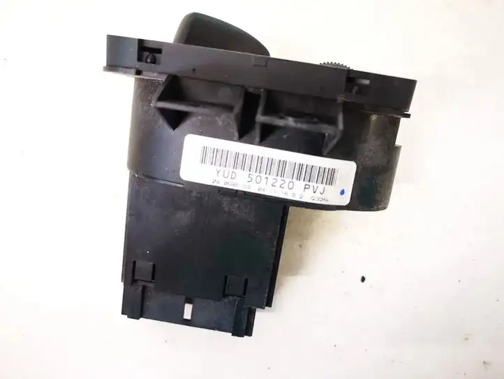 Land Rover Discovery 3 - LR3 (2004 - 2009) yud501220pvj Включатель фонарей — фото 3