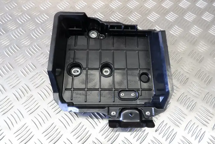 Toyota Corolla E210 E21 (2018 - ) 7440402A50 Площадка аккумулятора — фото 7