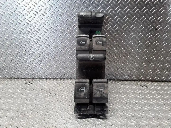 Volkswagen Golf IV (1998 - 2005) 1J4959857A Блок кнопок стеклоподъемников — фото 1
