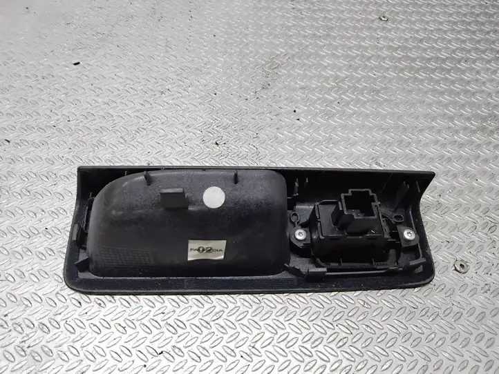 Volvo V50 (2004 - 2008) 30658449 Кнопка стеклоподъемников — фото 3