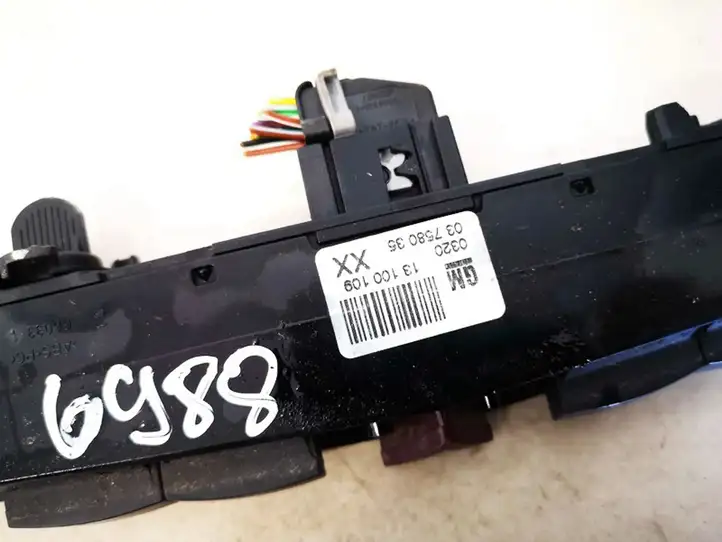 Opel Astra H (2004 - 2009) 13100109xx Включатель аварийных фонарей — фото 2