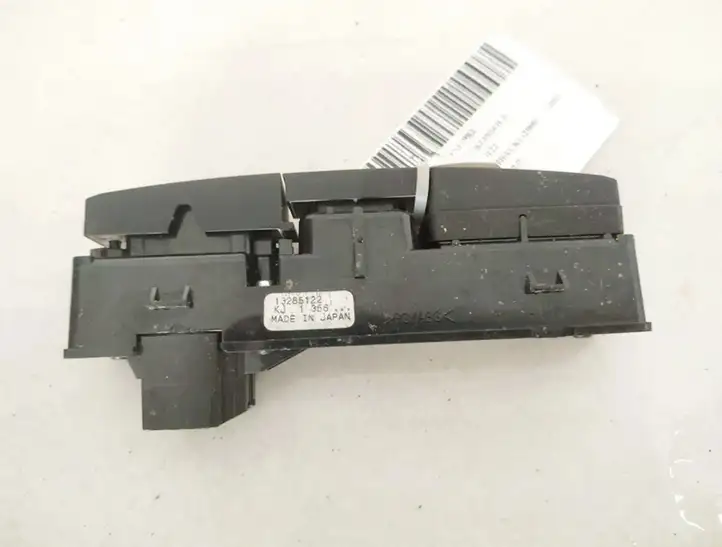 Opel Astra J (2009 - 2012) 13285122 Включатель аварийных фонарей — фото 2