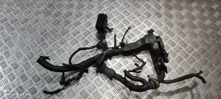 Volvo XC60 (2013 - 2017) 8676953 Прочая электропроводка — фото 2