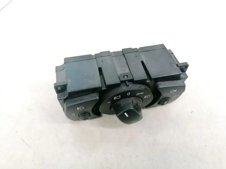 BMW 5 E60 E61 (2004 - 2010) 6953737 Включатель фонарей — фото 1