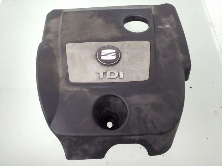 038103925EL Seat Leon (1M) Variklio dangtis (apdaila)