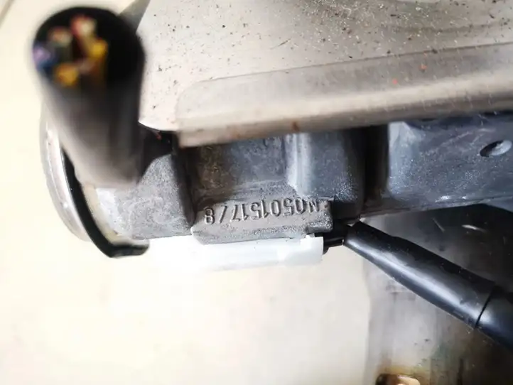 Toyota Avensis T250 (2006 - 2009)  n0501517 Контакты замка зажигания