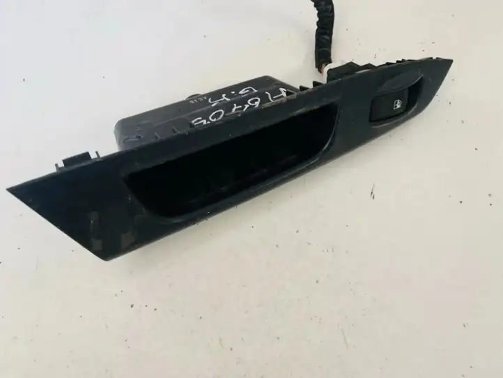 Hyundai Getz (2002 - 2005) 935801c010 Кнопка стеклоподъемников — фото 1
