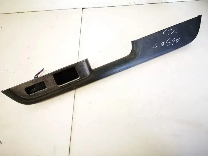 Nissan X-Trail T30 (2001 - 2007) 809488h700 Блок кнопок стеклоподъемников — фото 1