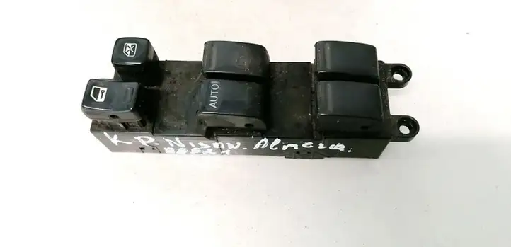 Nissan Almera N16 (2000 - 2010) Кнопка стеклоподъемников — фото 1