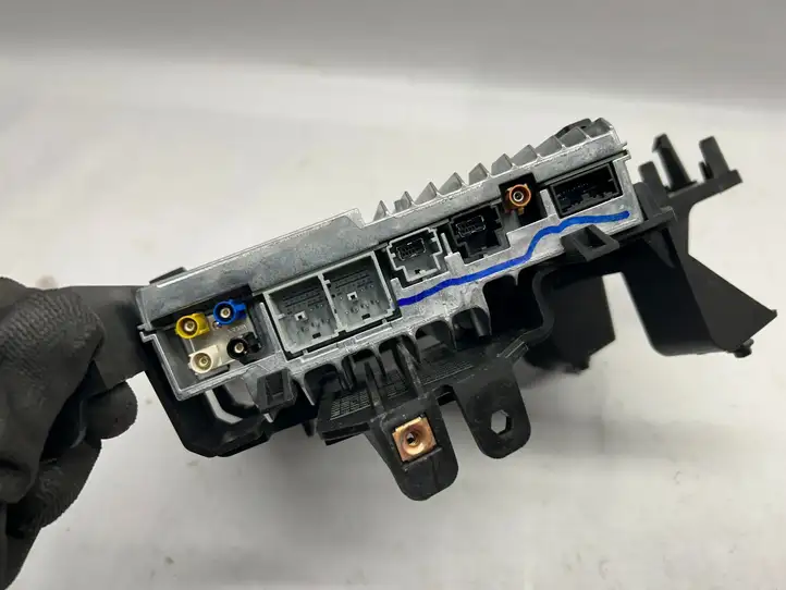 Chevrolet Camaro (2018 - )  84629161 Блок управления HiFi audio