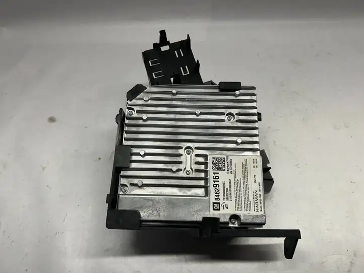 Chevrolet Camaro (2018 - )  84629161 Блок управления HiFi audio