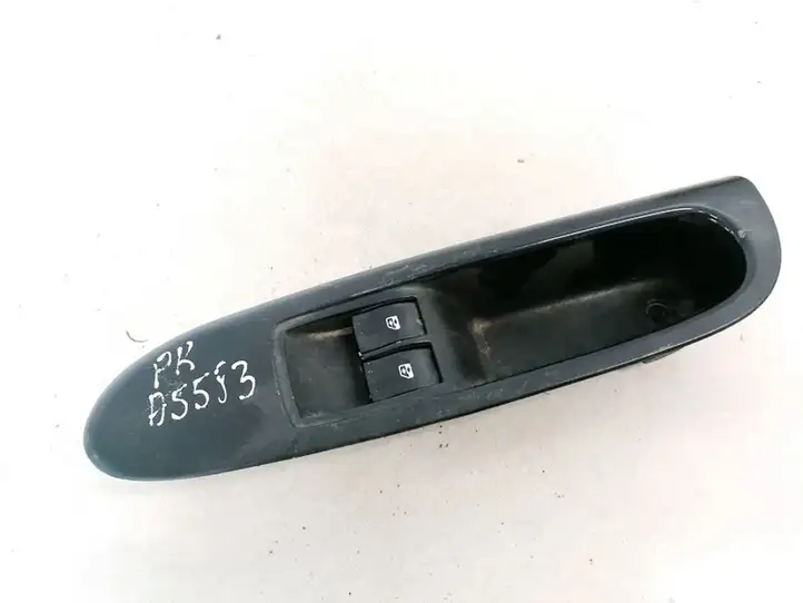 Renault Clio II (2001 - 2005) 8200084003E Кнопка стеклоподъемников — фото 1