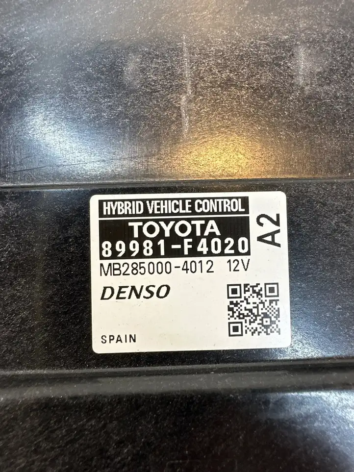 Toyota C-HR I (2016 - 2022) 89981F4020 Прочие блоки управления — фото 4