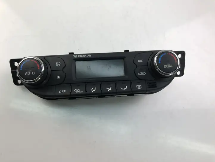 Kia Ceed (2012 - 2015) 97250A2200 Управление климат контролем — фото 2
