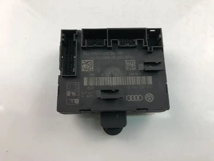 Audi A6 C7 (2011 - 2014) 4G8959793E Прочие блоки управления — фото 2