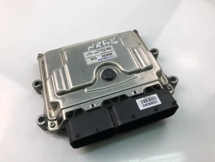 Kia Rio (2009 - 2011) 3910704300 Блок управления двигателем (ECU) — фото 1