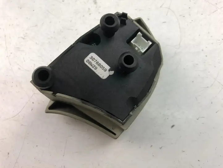 Volvo XC60 (2008 - 2013) 30768059 Кнопки на рулевом колесе — фото 3