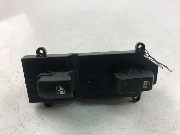 Hyundai Santa Fe (2005 - 2009) 371510 Блок кнопок стеклоподъемников — фото 2