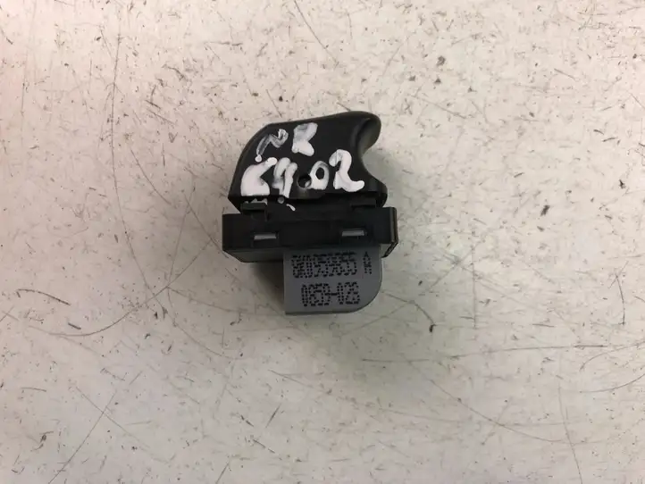Audi A4 S4 B8 8K (2007 - 2011) 8K0959855A Кнопка стеклоподъемников — фото 3