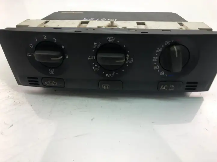 Volvo S40, V40 (2000 - 2004) 612656 Управление климат контролем — фото 2
