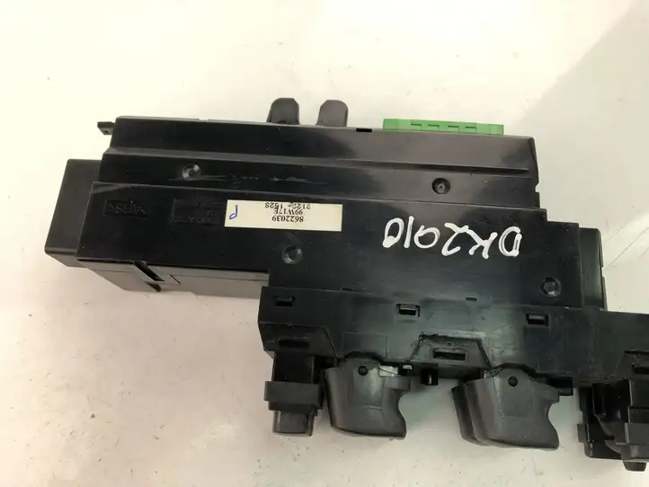 Volvo S80 (2006 - 2009) 8622039 Кнопка стеклоподъемников — фото 3