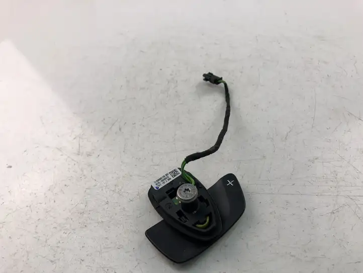 Mercedes-Benz A W176 (2012 - 2018) A0999051100 Другие включатели / ручки/ переключатели — фото 1