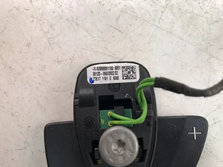 Mercedes-Benz A W176 (2012 - 2018) A0999051100 Другие включатели / ручки/ переключатели — фото 3