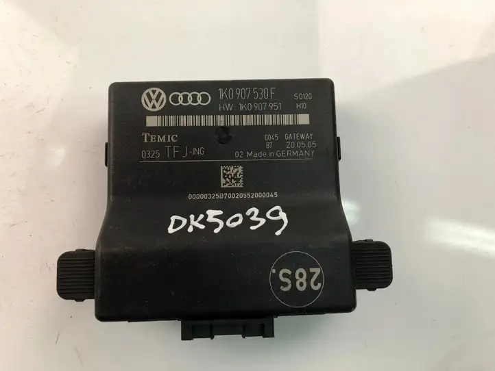 Audi A3/S3 8P (2004 - 2008) 1K0907530F Прочие блоки управления — фото 2