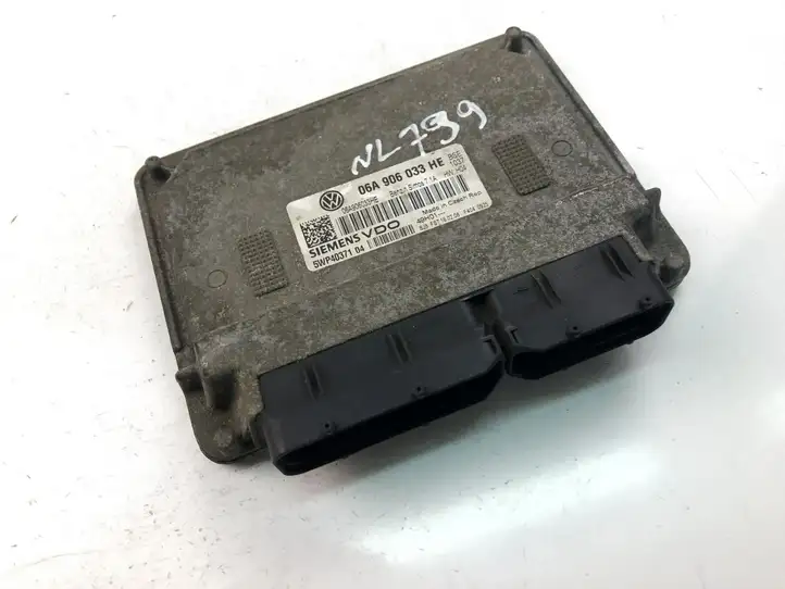 Seat Leon (1P) (2005 - 2012) 06A906033HE Блок управления двигателем (ECU) — фото 1