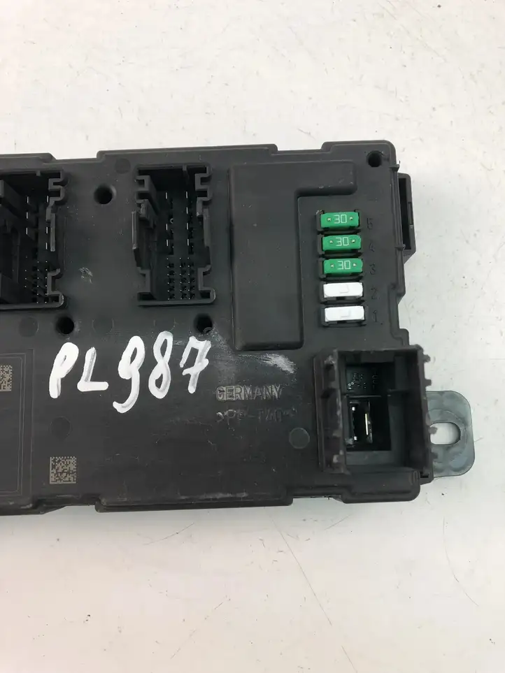 BMW 3 F30 F35 F31 (2012 - 2018) 9866979 Блок управления двигателем (ECU) — фото 4