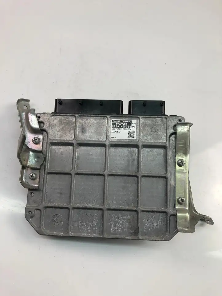 Toyota Avensis Verso (2004 - 2009) 896610F320 Блок управления двигателем (ECU) — фото 4