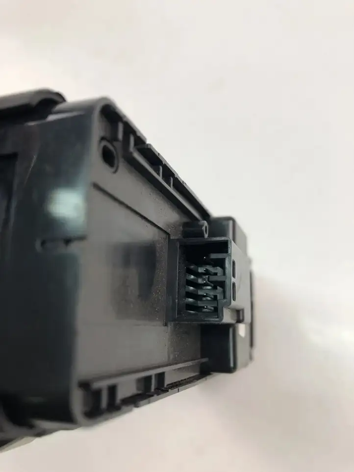 Volvo XC40 (2017 - ) 32279441 Кнопка стеклоподъемников — фото 3