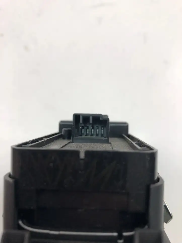 Volvo XC40 (2017 - ) 31456058 Кнопка стеклоподъемников — фото 3