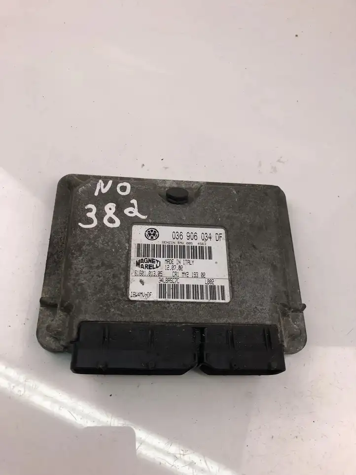 Skoda Fabia Mk1 (6Y) (1999 - 2007) 034906034DF Блок управления двигателем (ECU) — фото 2