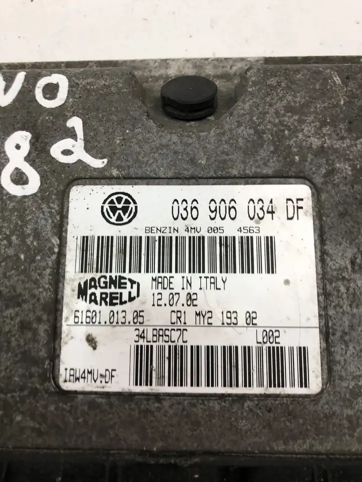 Skoda Fabia Mk1 (6Y) (1999 - 2007) 034906034DF Блок управления двигателем (ECU) — фото 4