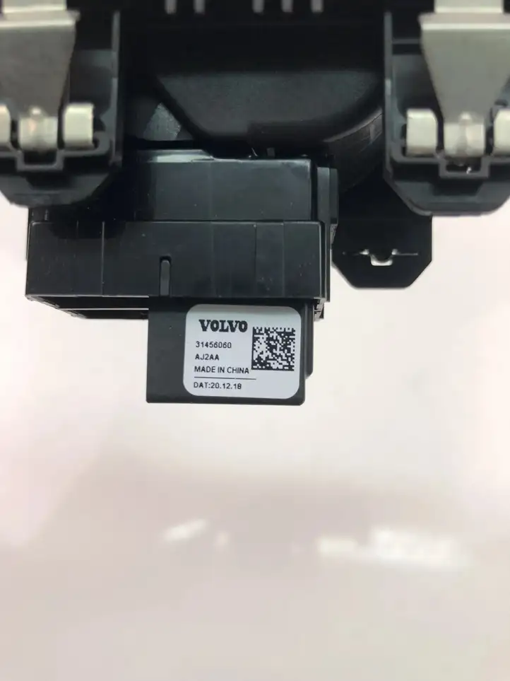 Volvo XC40 (2017 - ) 31456060 Кнопка стеклоподъемников — фото 4