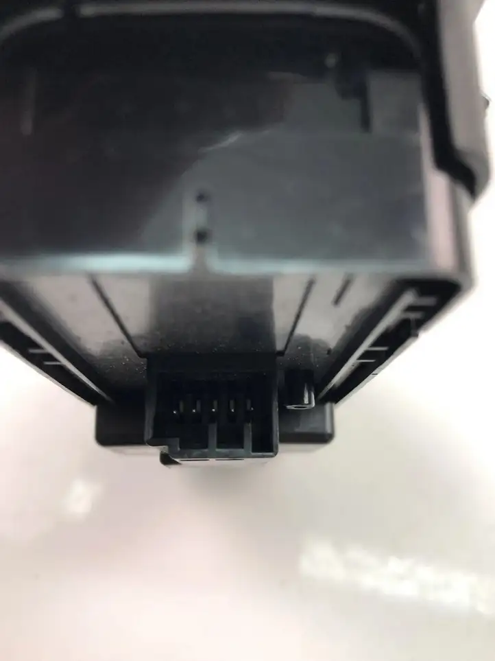 Volvo XC40 (2017 - ) 32279441 Кнопка стеклоподъемников — фото 3