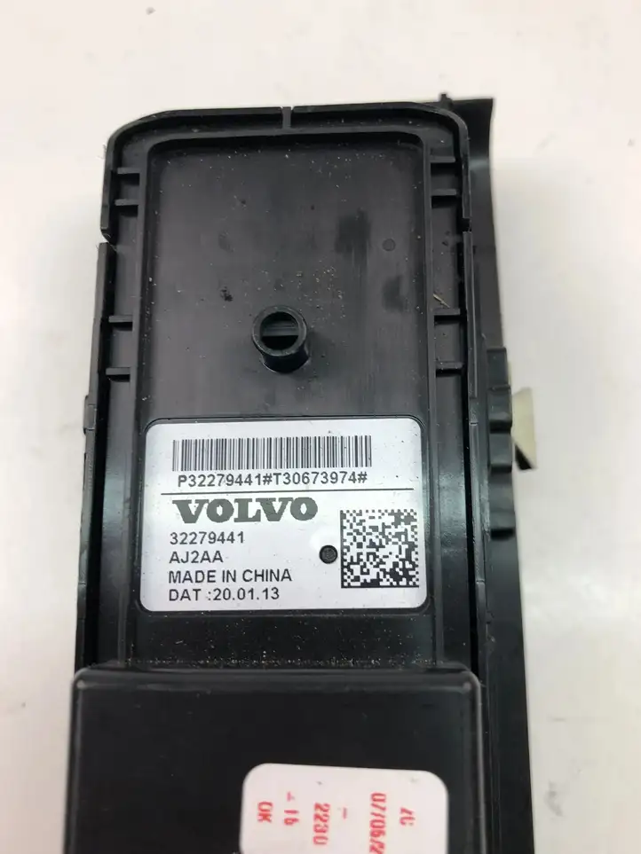 Volvo XC40 (2017 - ) 32279441 Кнопка стеклоподъемников — фото 4