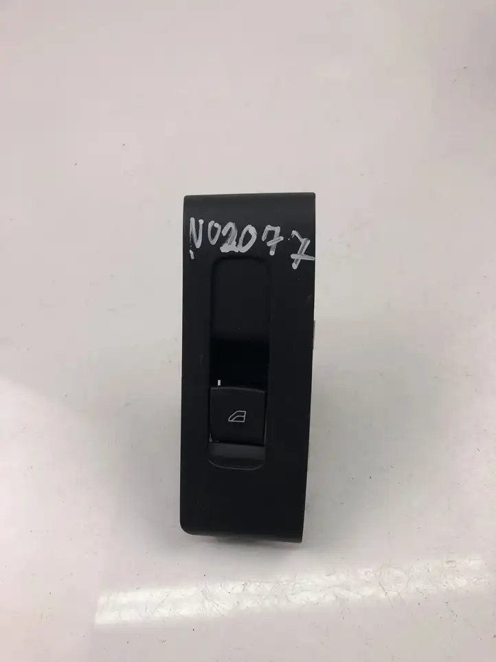 Volvo XC40 (2017 - ) 31456060 Кнопка стеклоподъемников — фото 1